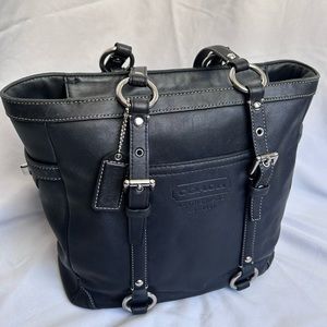 Coach Leather Purse Black Buckle Strap Shoulder Bag with Tag Serial